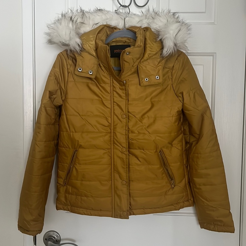 APPAREL BRAND mustard PUFFER JACKET.